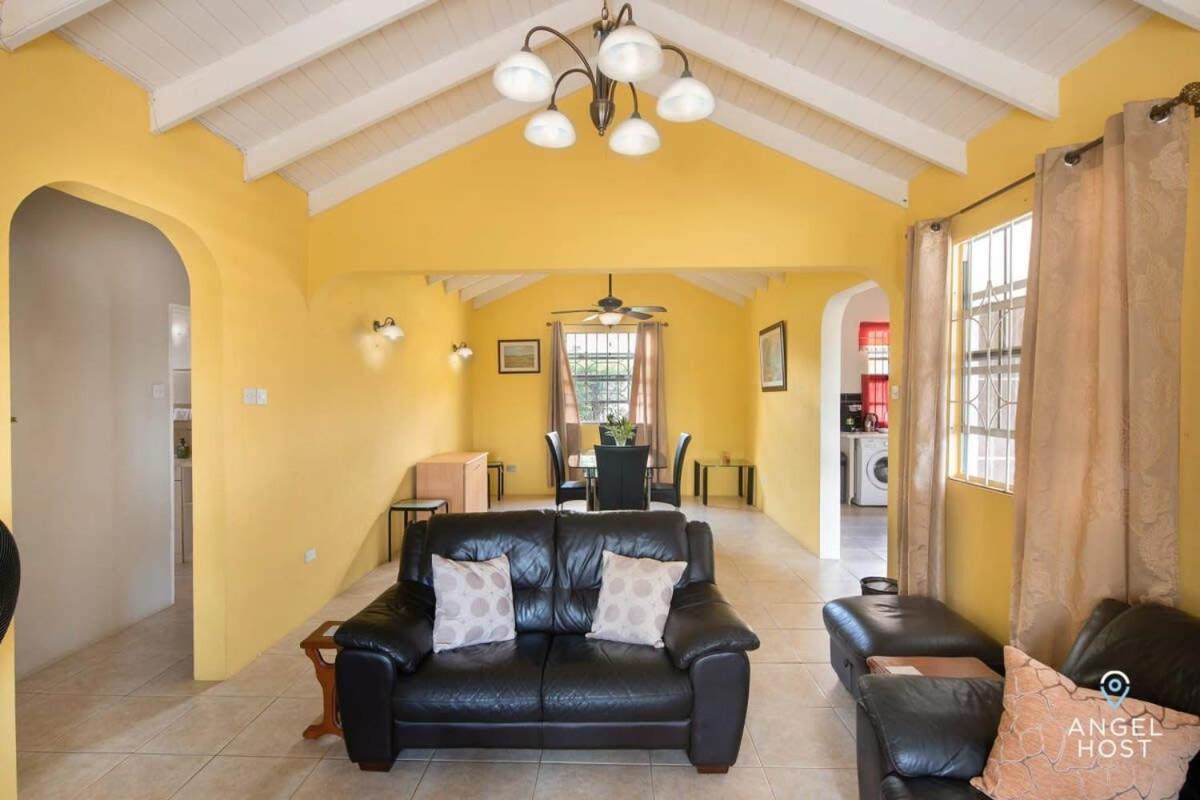 Beachy Cottage I Kitchen I Wi-Fi I Shaded Cabana I Parking Saint Philip Exteriör bild