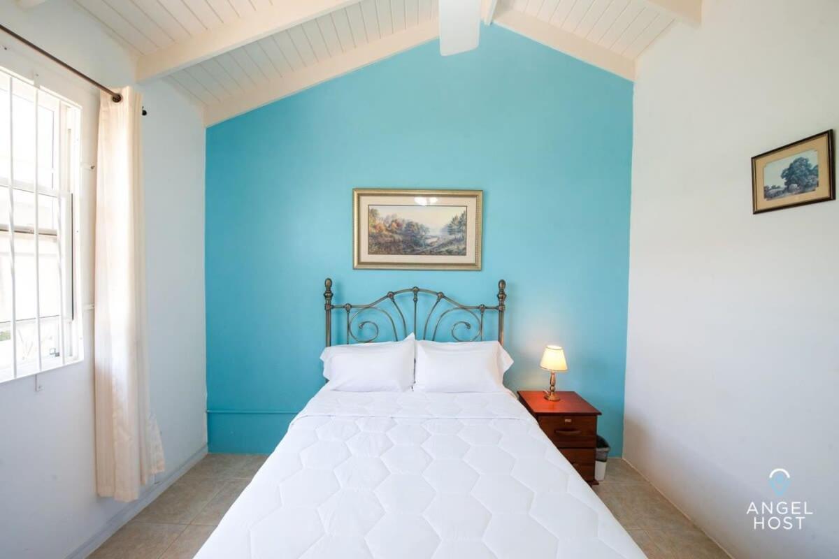 Beachy Cottage I Kitchen I Wi-Fi I Shaded Cabana I Parking Saint Philip Exteriör bild